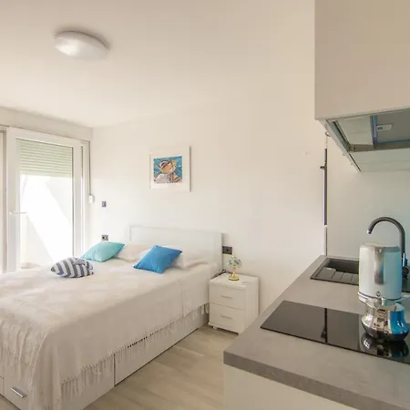 Apartments Nona Draga Komiza Exterior photo