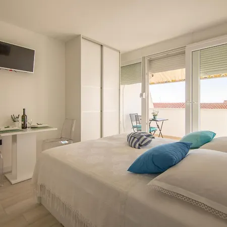 Apartments Nona Draga Komiza Exterior photo